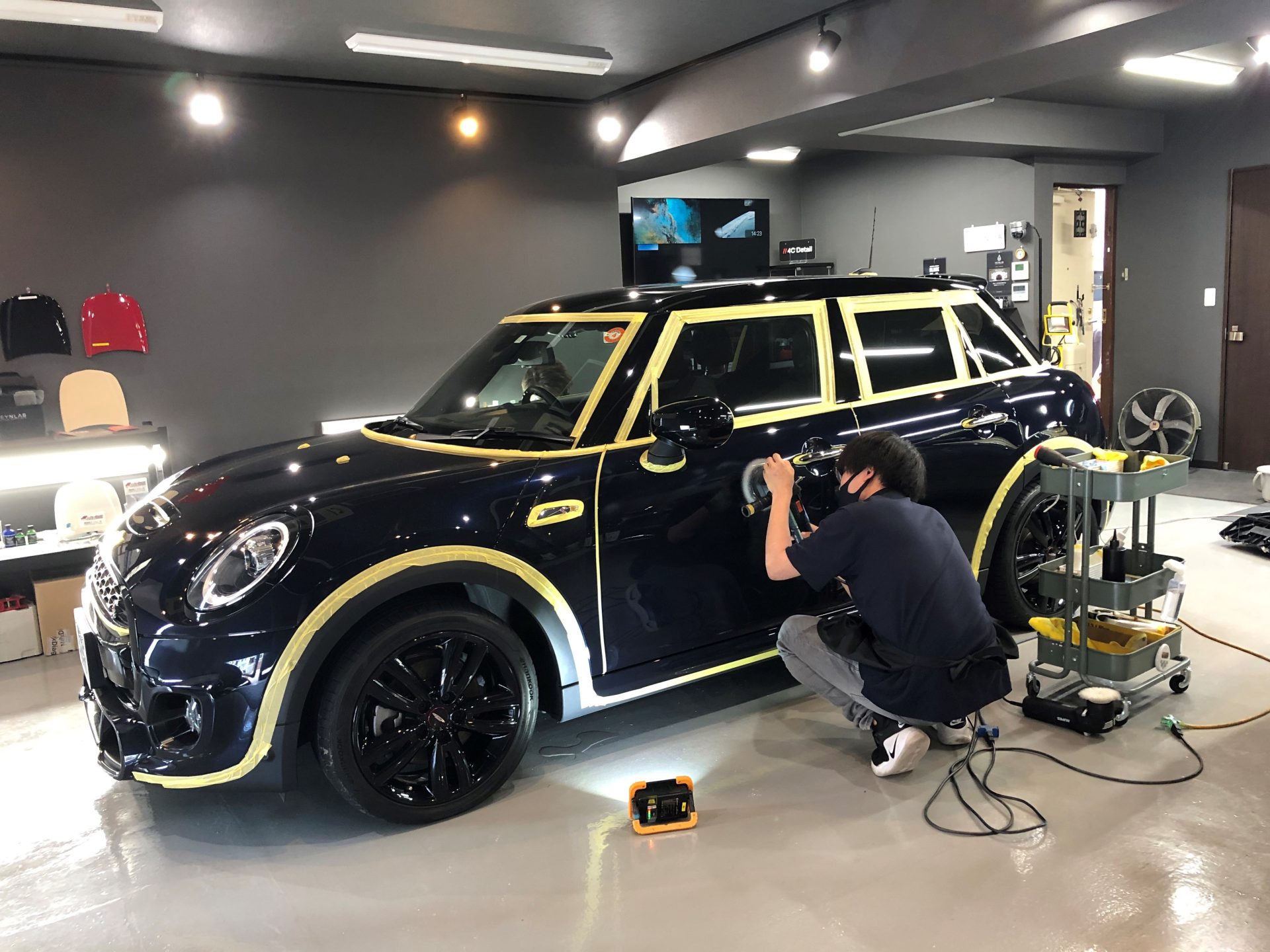 ミニクーパーS jcw 磨き　研磨　専門店